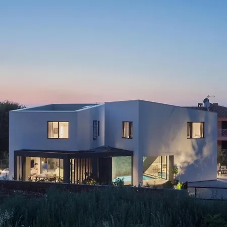 3 Bedroomgorgeous In Feriehus Poreč
